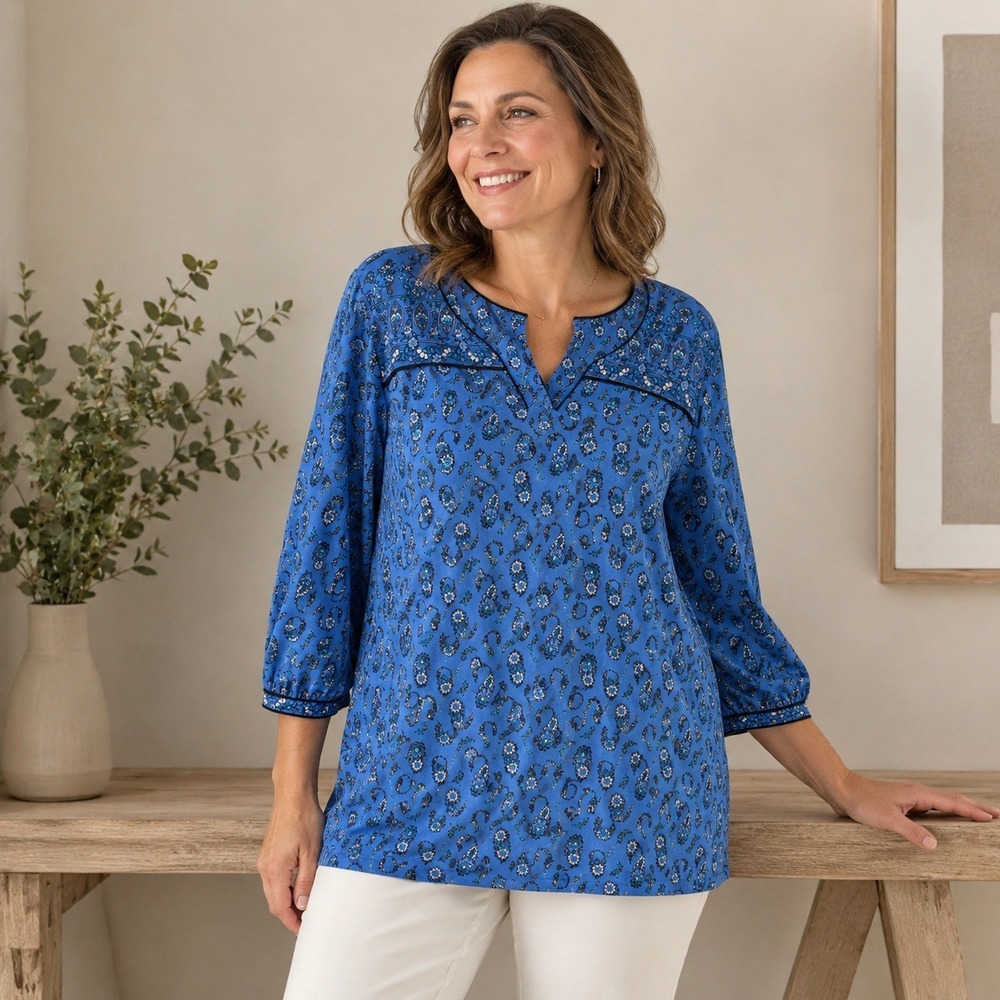 J. Jill Wearever Blue Paisley Tunic‎ Top Medium 3/4 Sleeve V-Neck Stretch Knit